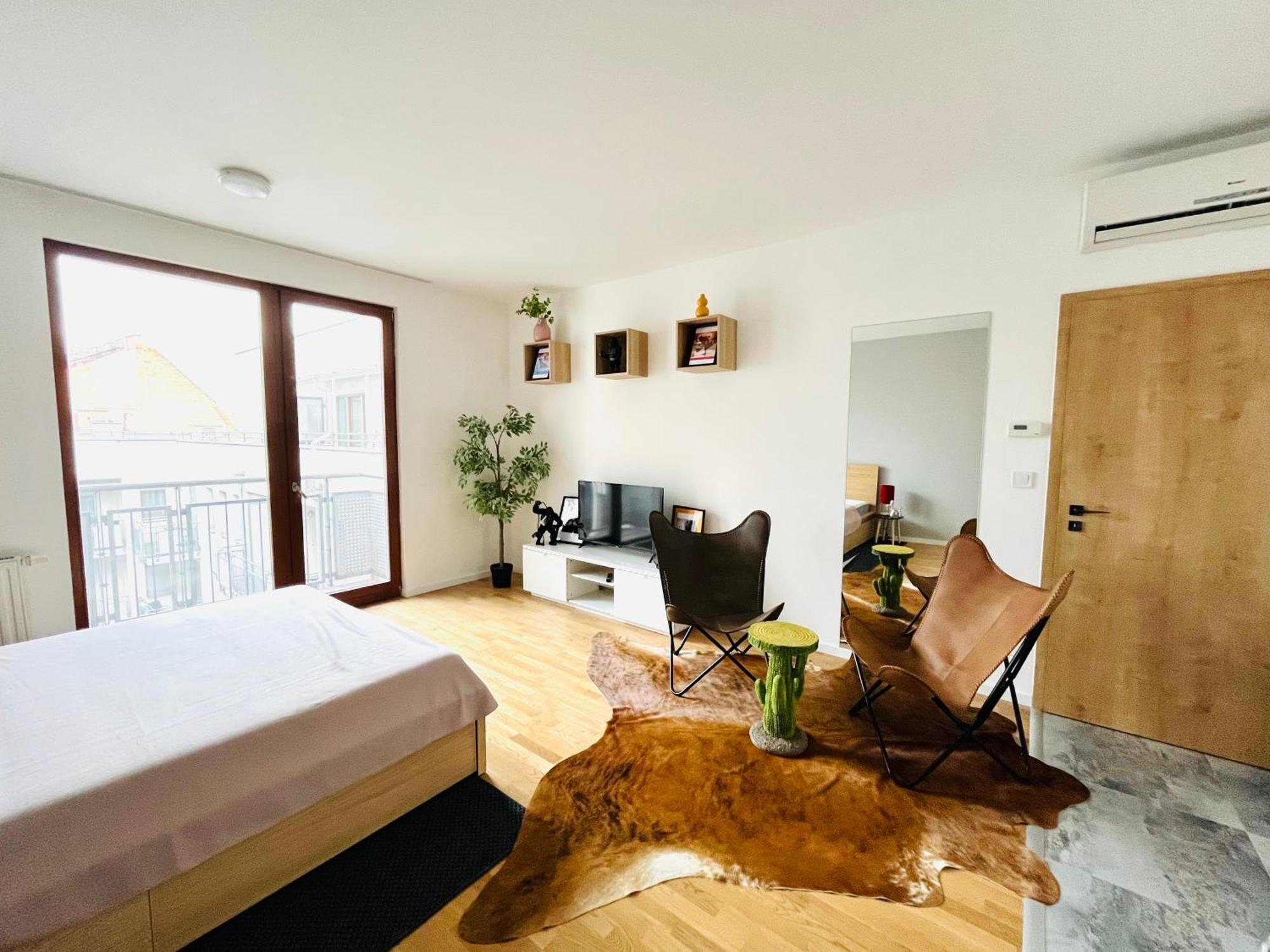Bp-Est Cp Studio Budapešť Exteriér fotografie